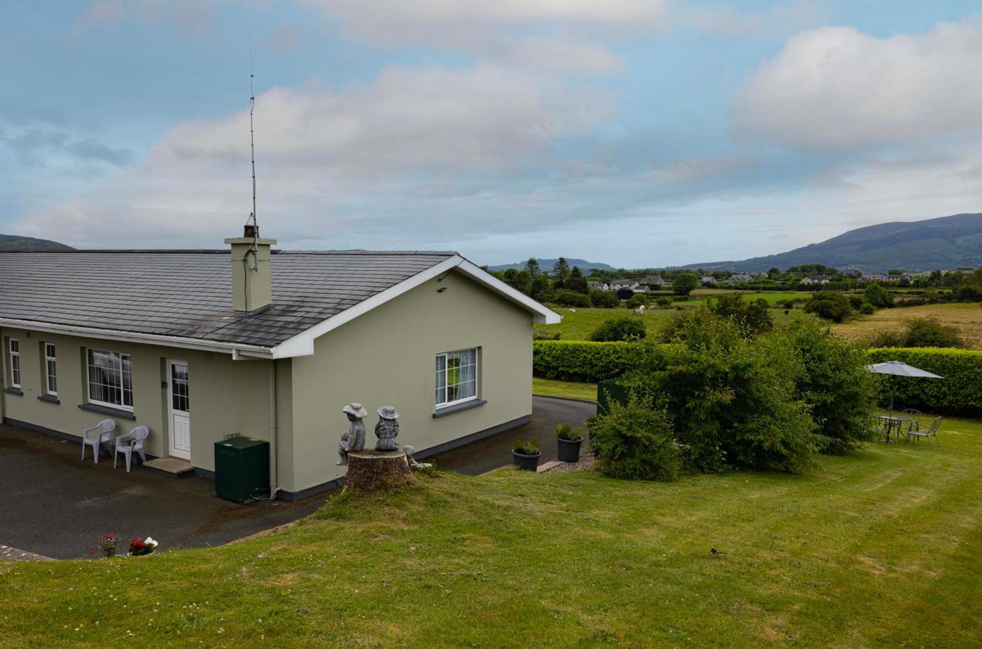 Mountain Nest At The Foot Of Slieve Gullion Apartment Cloghoge ภายนอก รูปภาพ